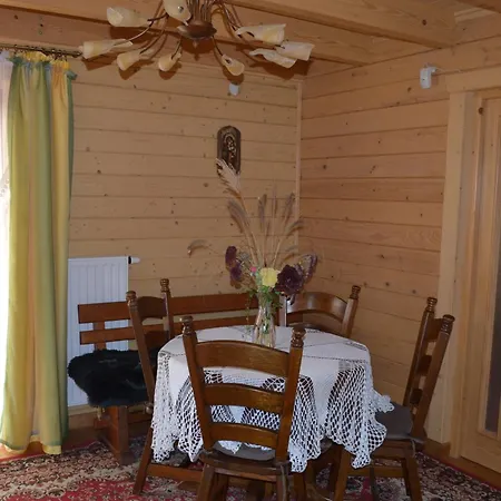 Domki Klimkowka بيت ضيافة